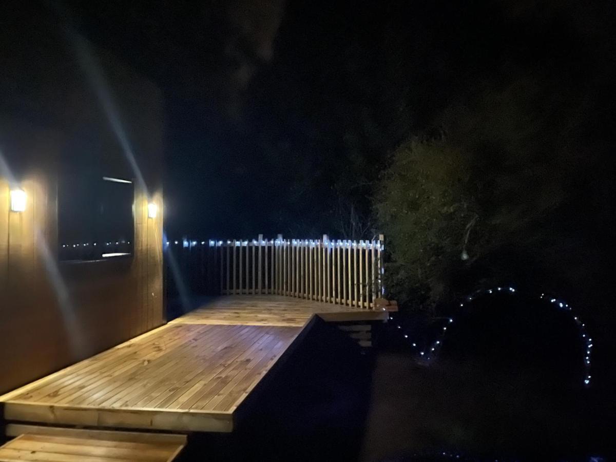 Tiny House In The Bush - A Minute From Town Centre Ruapehu Unique Stays Raetihi Екстериор снимка